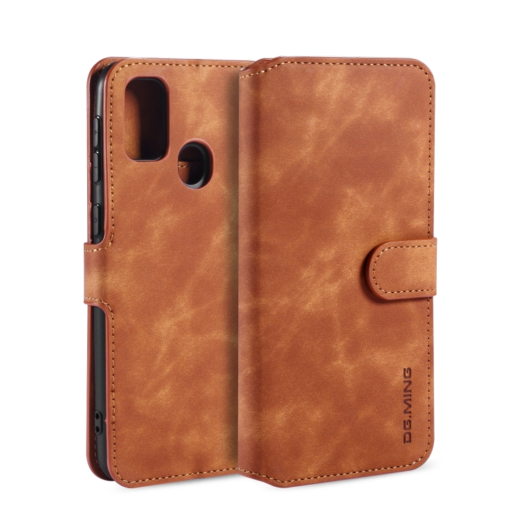For Galaxy M30s DG.MING Retro Oil Side Horizontal Flip Case with Holder & Card Slots & Wallet(Brown)
For Galaxy M30s DG.MING Retro Oil Side Horizontal Flip Case with Holder & Card Slots & Wallet(Brown)