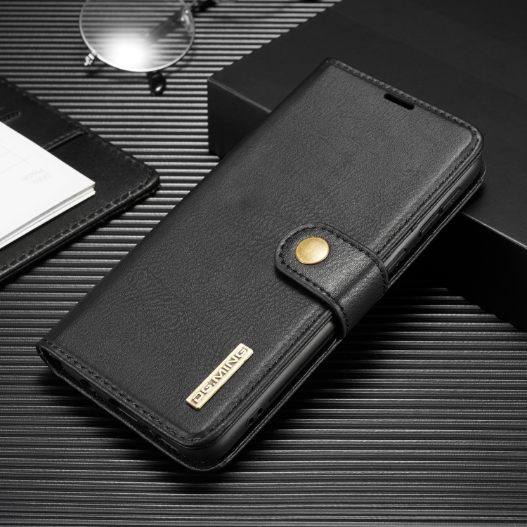 For Galaxy M31 DG.MING Crazy Horse Texture Flip Detachable Magnetic Leather Case with Holder & Card Slots & Wallet(Black)
For Galaxy M31 DG.MING Crazy Horse Texture Flip Detachable Magnetic Leather Case with Holder & Card Slots & Wallet(Black)