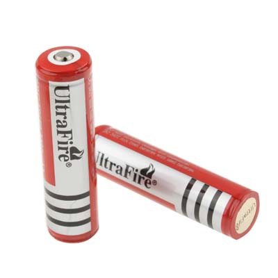 

2 PCS UltraFire 18650 3000mAh 3.7V Long Lasting Rechargeable Lithium ion Battery with Circuit Protection(Red)