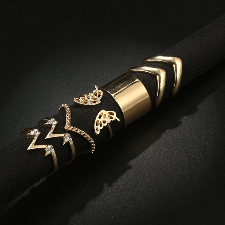 7 PCS/Set Fashion Metal Hollow Butterfly V Shaped Geometric Gold Joint Ring Set
7 PCS/Set Fashion Metal Hollow Butterfly V Shaped Geometric Gold Joint Ring Set