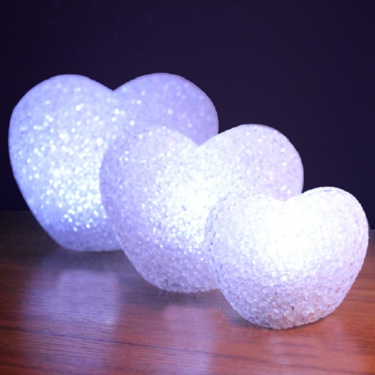8cm White Heart Indoor Decorative LED Night Light Romantic 3D Love Heart Valentine Day Wedding Party Decoration
8cm White Heart Indoor Decorative LED Night Light Romantic 3D Love Heart Valentine Day Wedding Party Decoration