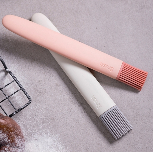5 PCS Kitchen Brush Removable Silicone Oil Brush Baking Barbecue Brush Oil Tool Random Color Delivery
5 PCS Kitchen Brush Removable Silicone Oil Brush Baking Barbecue Brush Oil Tool Random Color Delivery