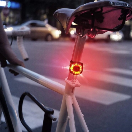 Bicycle Mountain Bike Light Safety Warning Light USB Rechargeable Tail Light Helmet Light
Bicycle Mountain Bike Light Safety Warning Light USB Rechargeable Tail Light Helmet Light