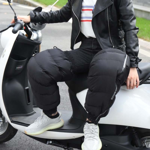 Electric Bicycle Winter Motorcycle Windshield Waterproof Warm Leg Cover Plus Velvet Padded Knee Pads, Size:70cm Extended(Black)
Electric Bicycle Winter Motorcycle Windshield Waterproof Warm Leg Cover Plus Velvet Padded Knee Pads, Size:70cm Extended(Black)