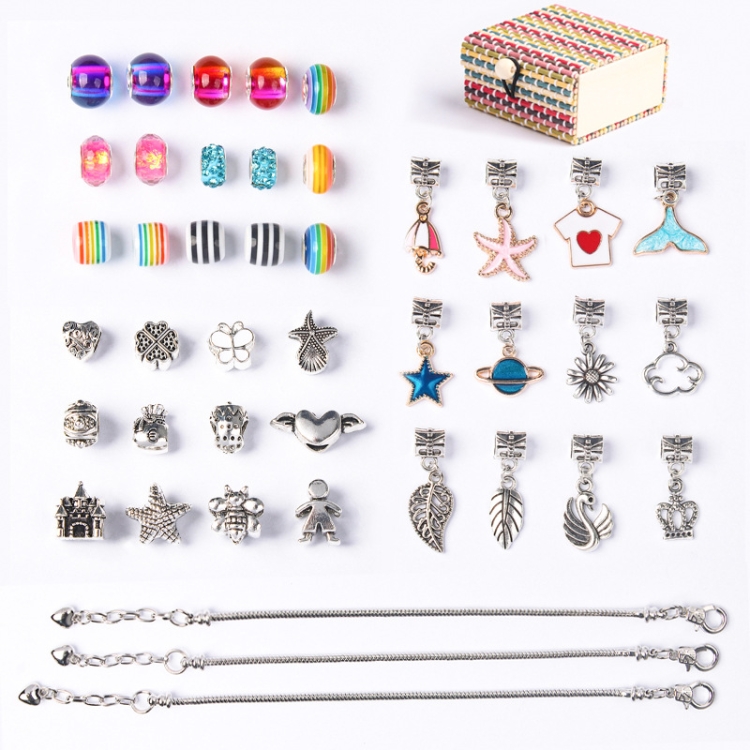 43 In 1 Cartoon Crystal Bracelet DIY Handmade Jewelry
43 In 1 Cartoon Crystal Bracelet DIY Handmade Jewelry