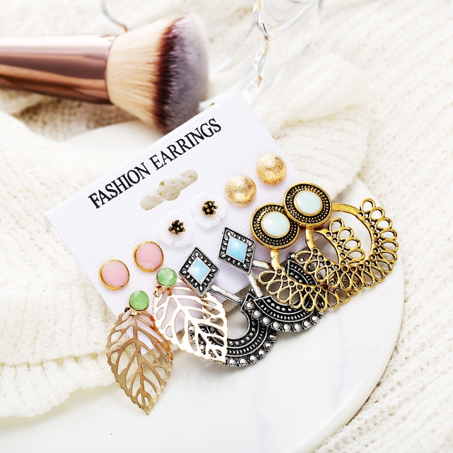 6 PCS/Set Vintage Elegant Bohemia Creative Flower Leaves Earrings Set
6 PCS/Set Vintage Elegant Bohemia Creative Flower Leaves Earrings Set