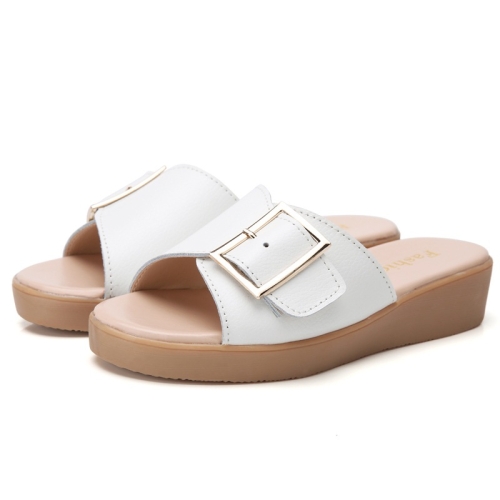 Casual Simple Non-slip Wear-resistant Square Buckle Beach Slippers Sandals for Women (Color:White Size:40)
Casual Simple Non-slip Wear-resistant Square Buckle Beach Slippers Sandals for Women (Color:White Size:40)