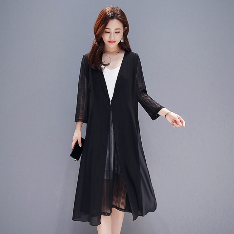Women Mid-length Wide Loose Chiffon Sunscreen Coat (Color:Black Size:XL)
Women Mid-length Wide Loose Chiffon Sunscreen Coat (Color:Black Size:XL)