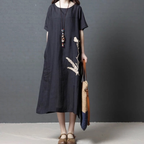 Summer Flowers Embroidered Pattern Cotton Mid-length Loose Dress for Women (Color:Black Size:M)
Summer Flowers Embroidered Pattern Cotton Mid-length Loose Dress for Women (Color:Black Size:M)