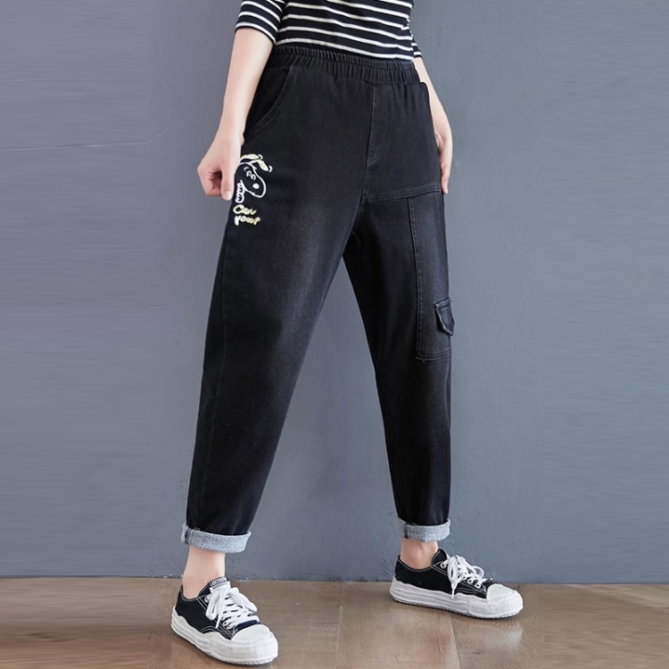 Embroidered Harlan Jeans Women Loose Casual Carrot Pants (Color:Black Size:M)
Embroidered Harlan Jeans Women Loose Casual Carrot Pants (Color:Black Size:M)