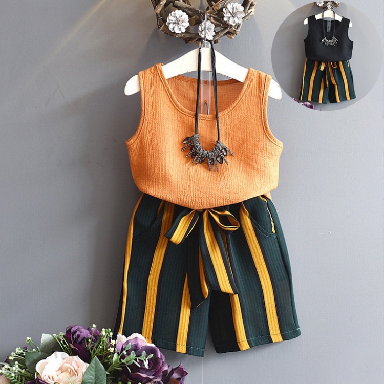 Girls Pearl Yarn Sleeveless Vest + Contrast Color Bust Shorts Two-piece Suit (Color:Yellow Size:120)
Girls Pearl Yarn Sleeveless Vest + Contrast Color Bust Shorts Two-piece Suit (Color:Yellow Size:120)