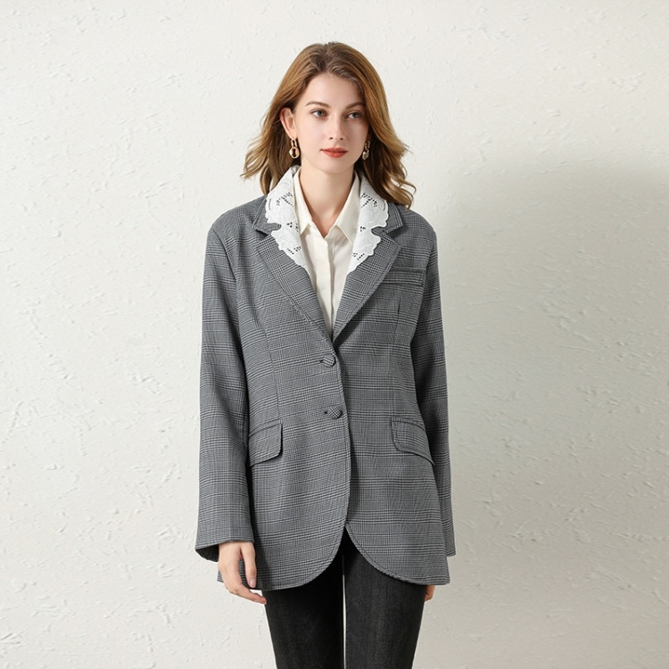 Women Hollowed Embroidery Lace Spliced Lapel Single-breasted Long Sleeves Blazer Coat (Color:Grey Size:S)
Women Hollowed Embroidery Lace Spliced Lapel Single-breasted Long Sleeves Blazer Coat (Color:Grey Size:S)