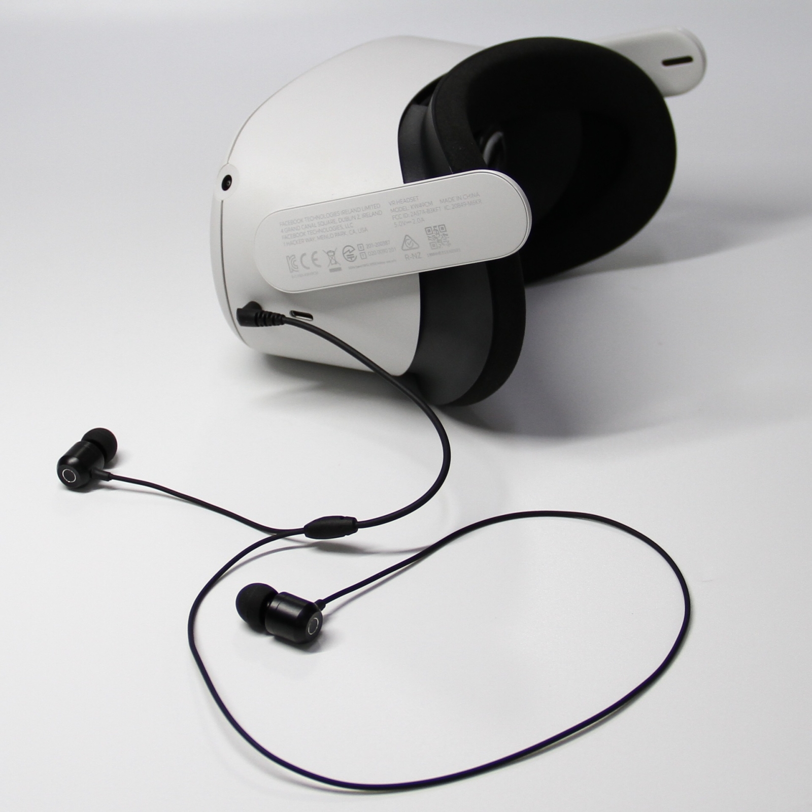 Fir Meta Quest 2 VR Brëll Ear-in Headset 3.5 Elbow Aluminium Kopfhörer (Wäiss)_voghion.com