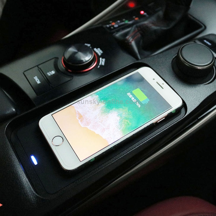 Car Qi Standard Wireless Charger 10W Quick Charging for Lexus IS300