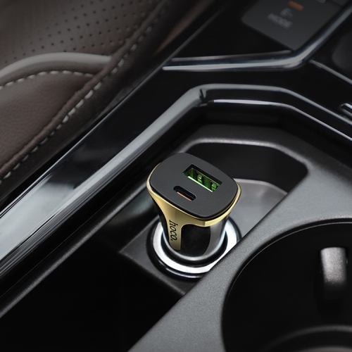 

hoco Z31A 18W 3.4A Portable PD + QC3.0 Car Charger (Black)