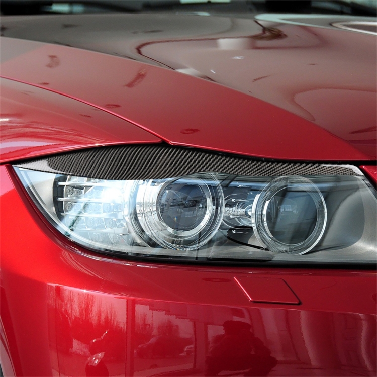 

1 Pairs Carbon Fiber Car Lamp Eyebrow Decorative Sticker for BMW E90 / 318i / 320i / 325i 2005-2008, Drop Glue Version