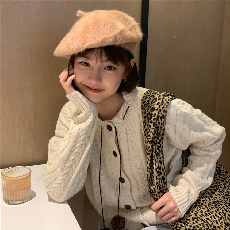 

Sweet And Versatile Painter Pure Color Plush Japanese Bud Hat, Size: Free Size(Milk Coffee)