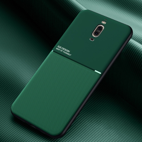 

For Huawei Mate 9 Pro Classic Tilt Strip Grain Magnetic Shockproof PC + TPU Case(Green)