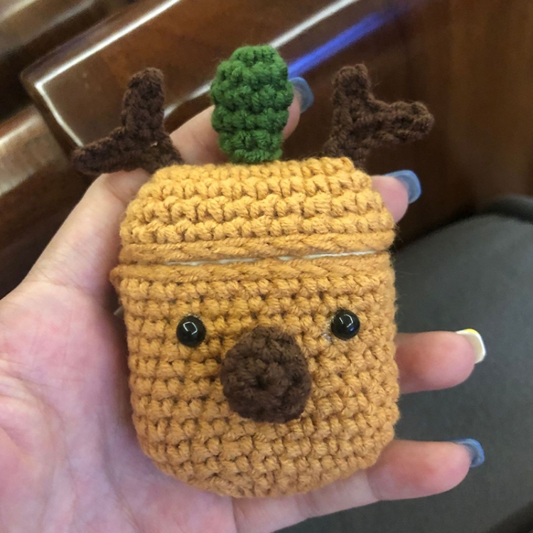 

Knitted Cute Cartoon Plush Doll Protective Case for Apple AirPods 1/2, Pattern:Elk