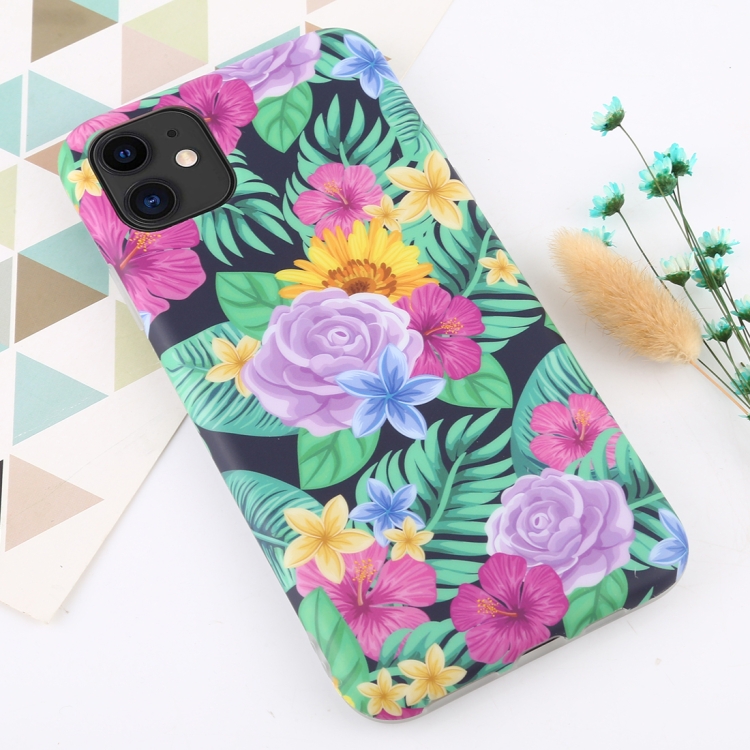 

For iPhone 11 Flower Pattern TPU Protecitve Case(Purple Flower)