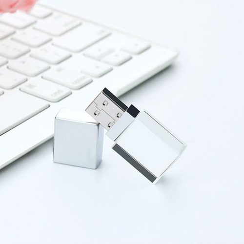 

Crystal Flash Light Emitting USB 2.0 Flash Drive Car Music USB Flash Drive, Capacity:8GB(White)