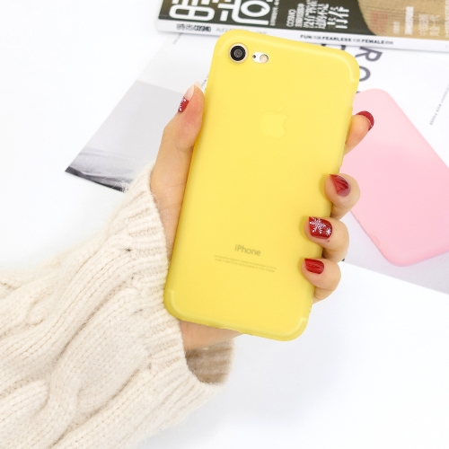 

For iPhone SE 2020 / 8 / 7 1.5mm Liquid Emulsion Translucent TPU case(Yellow)