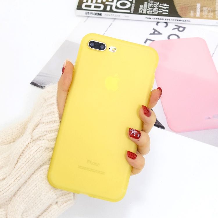 

For iPhone 8 Plus / 7 Plus 1.5mm Liquid Emulsion Translucent TPU case(Yellow)