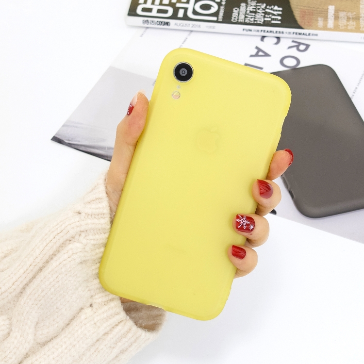 

For iPhone XR 1.5mm Liquid Emulsion Translucent TPU case(Yellow)