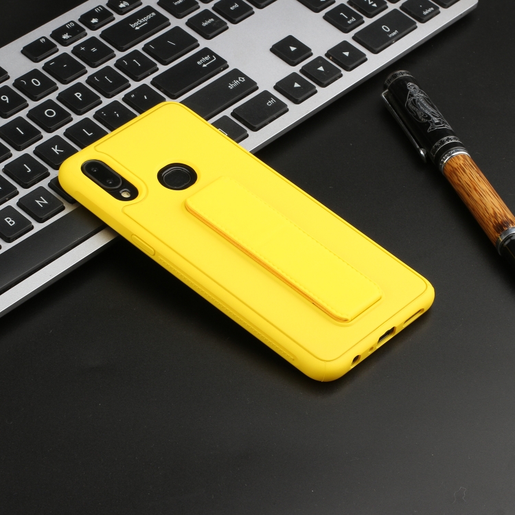 

For Galaxy A10s Shockproof Solid Color TPU Case with Wristband(Yellow)