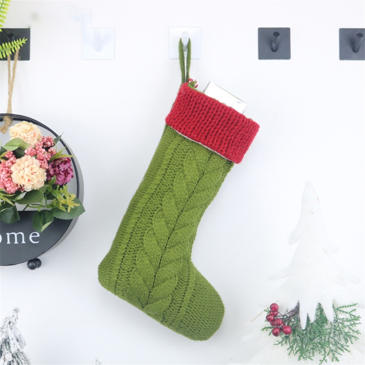 

2 PCS CX20221 Christmas Wool Knitting Sock Gift Bag Christmas Tree Pendant Decoration (Green)