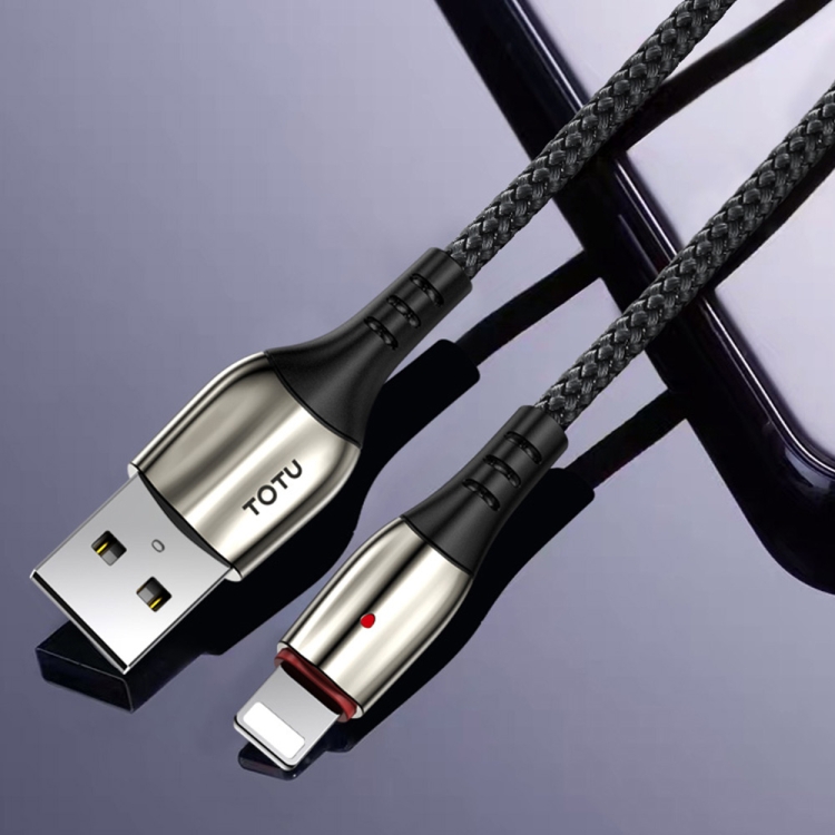 

TOTUDESIGN BL-002 Bright Sereis 3A USB to 8 Pin Fast Charging Data Sync Cable, Length: 1.2m(Black)