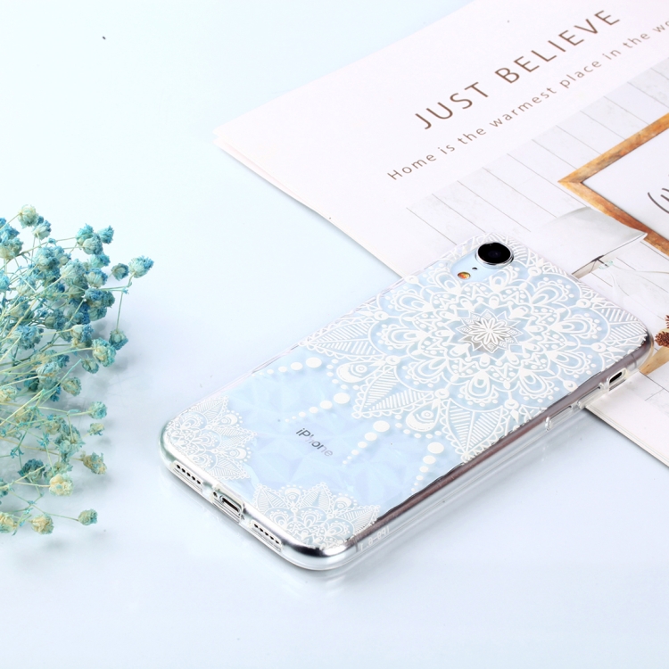 

Pointer Mandala Pattern Diamond Texture Oil Embossed TPU Case for iPhone XR