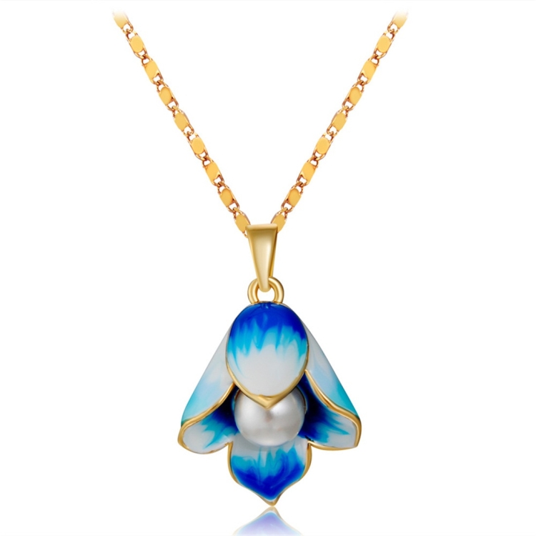 

Women Fashion Gold-Plated Morning Glory Inlaid Pearl Pendant Necklace