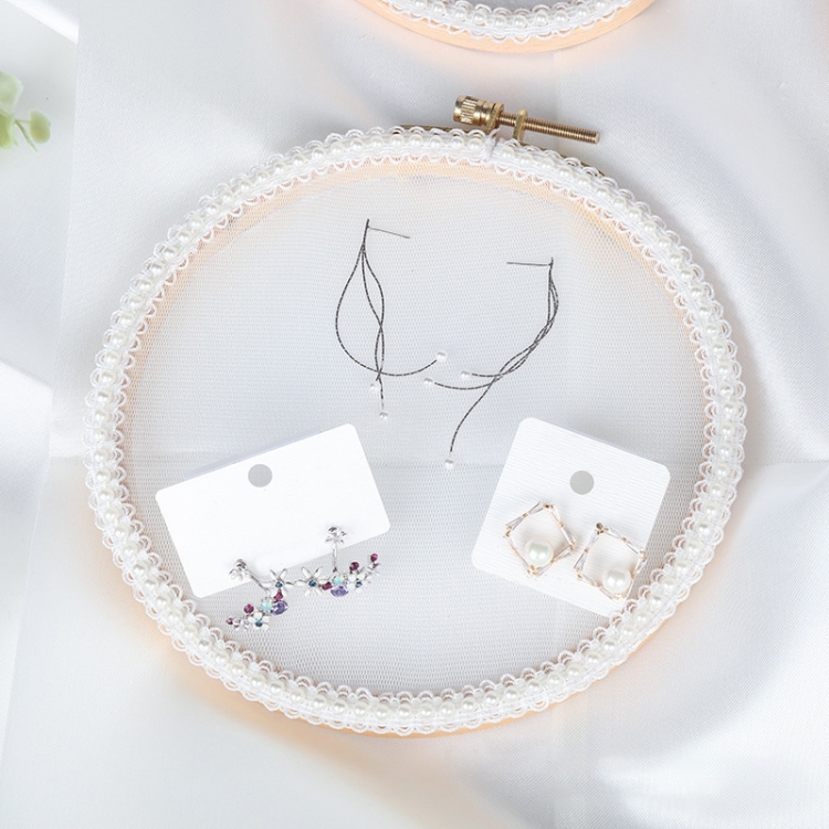

Round Embroidery Shed Lace Pad Jewelry Rack Earrings Storage Display Stand, Light Yarn Pearl Version, Size: M (Wood)