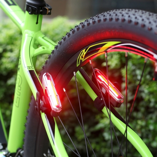 

Goofy X7505 USB Rechargeable 5 Modes Red and Blue Light COB LED Bike Taillight