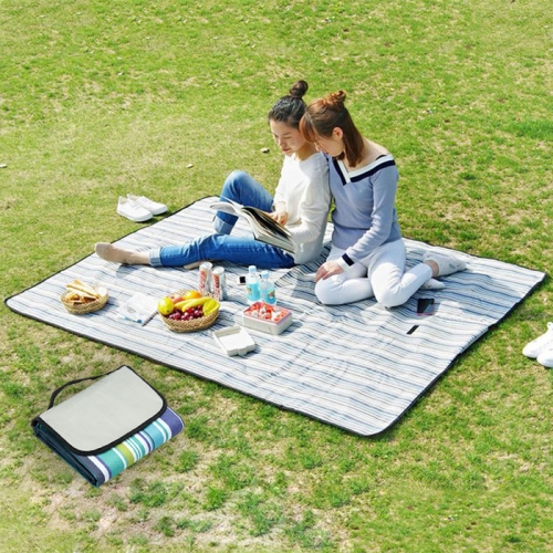 picnic blanket size