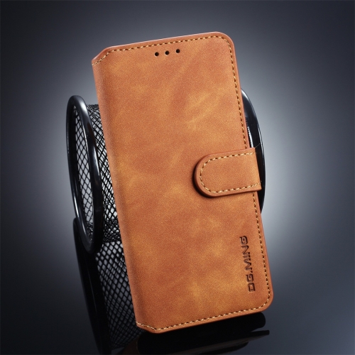 

DG.MING Retro Oil Side Horizontal Flip Case for Galaxy S10, with Holder & Card Slots & Wallet (Brown)