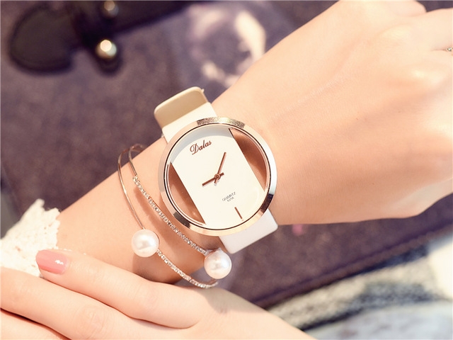 

Women Hollow Belt Casual Quartz Watch(White)