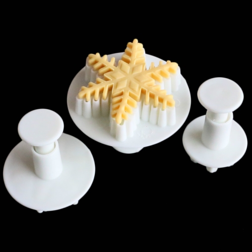 

6 PCS Fondant Cake Tool Fine Snowflake Spring Mould Set