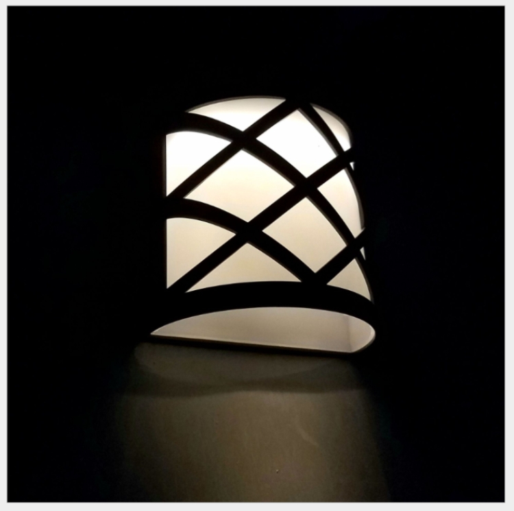 

Solar Powered LED Wall Light Outdoor Waterproof Energy Saving Street Garden Lamp(Warm White)