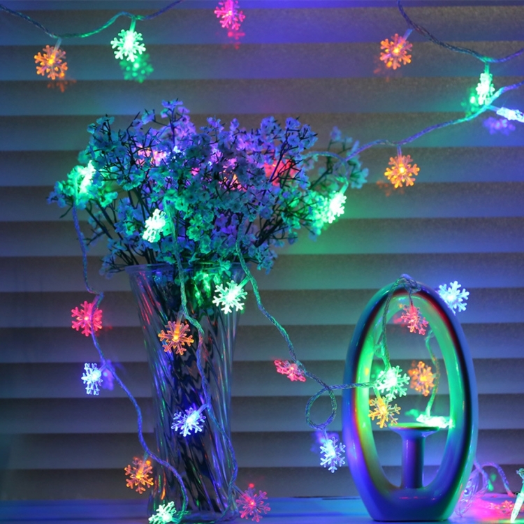 

2 PCS 3m 20 LEDs Snowflake String Christmas Party Family Party Wedding Garden Decoration Lamp(Colorful)