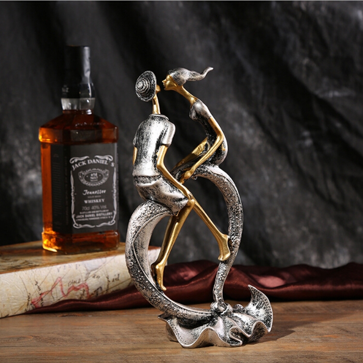

Modern Creative Love Couple Sculpture Home Decoration Crafts Gifts