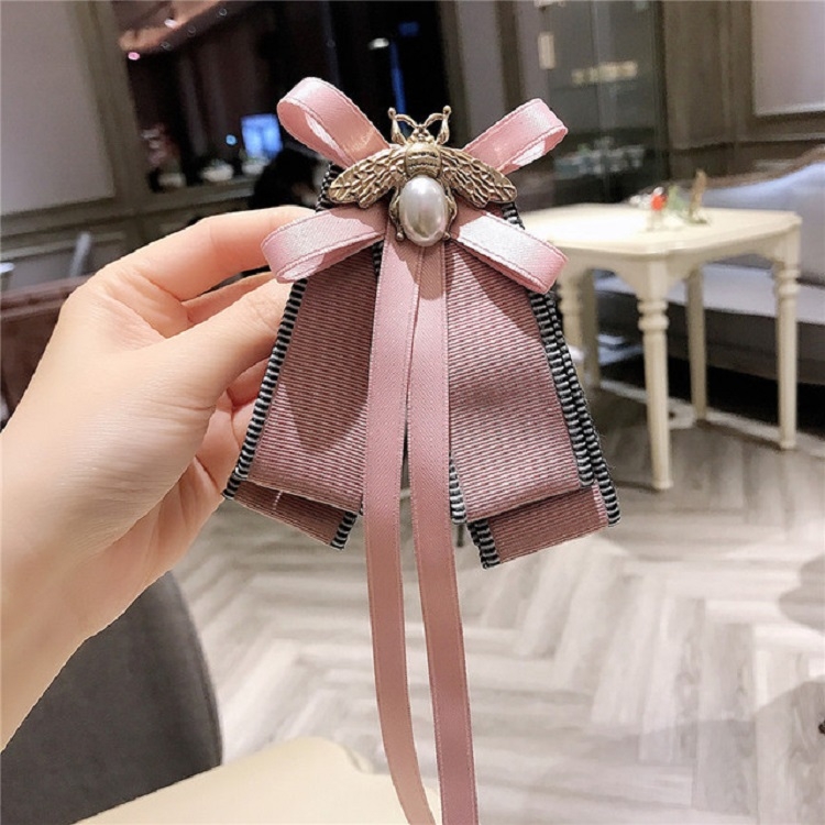 

Women Bee Bow-knot Bow Tie Long Ribbon Brooch Clothing Accessory(Pink)