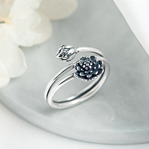 

Vintage Ethnic Style Lotus Ring Temperament Flower Ring