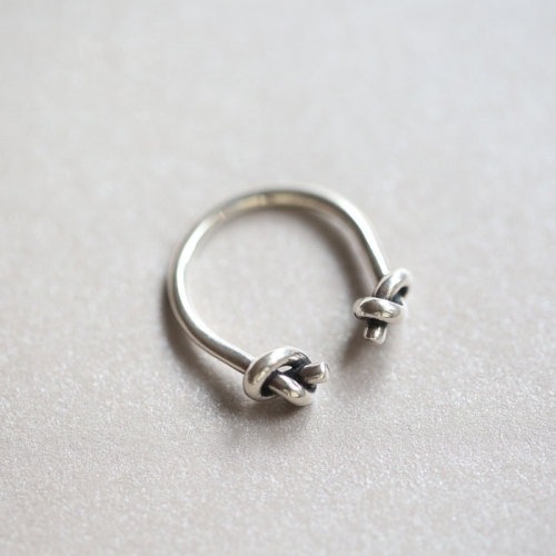 

Sterling Silver Simple Retro Personality Silver Knotted Double Knot Opening Ring