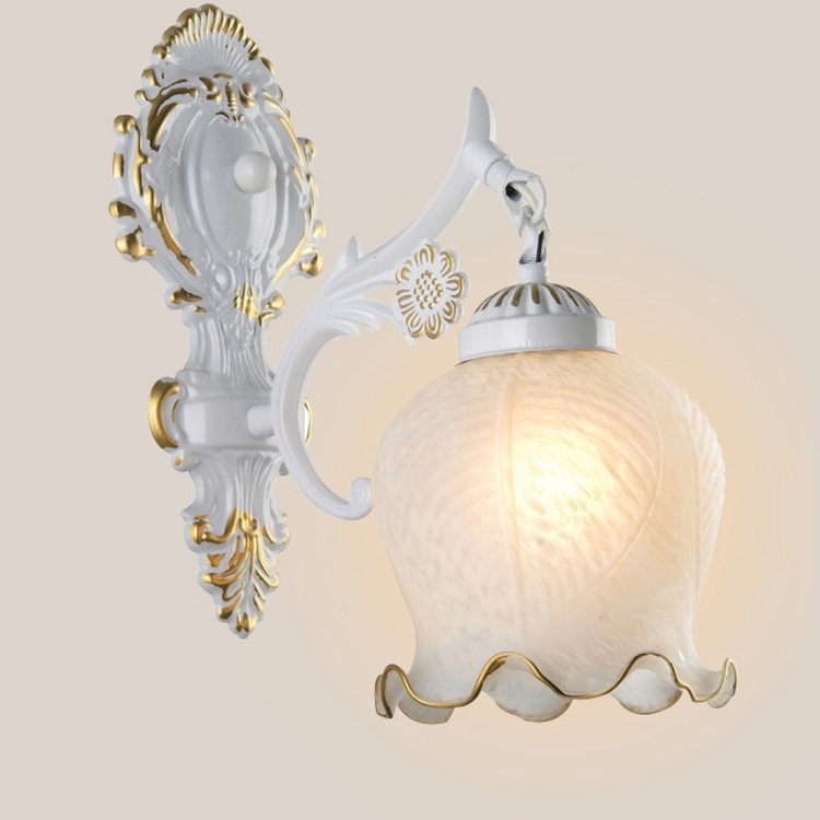 

Single Head Wrought Iron Antique Bedroom Bedside Corridor Balcony Corridor Wall Lamp without Bulb