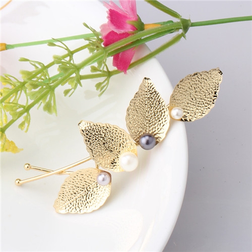 

Four Leaves Pearls Wave Woman Hair Pins Exquisite Hair Jewelry Hair Accessories(Gold)