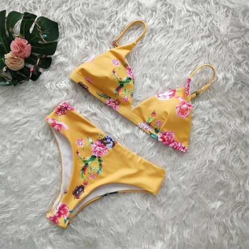 

Ivan 2 PCS Sexy High Waist Bikini Push-Up Bra Beachwear Enchanting Print Swimsuits, Size:S(Flora)