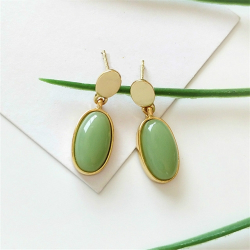 

2 Pairs Simple Retro Elliptical Earrings(Green)