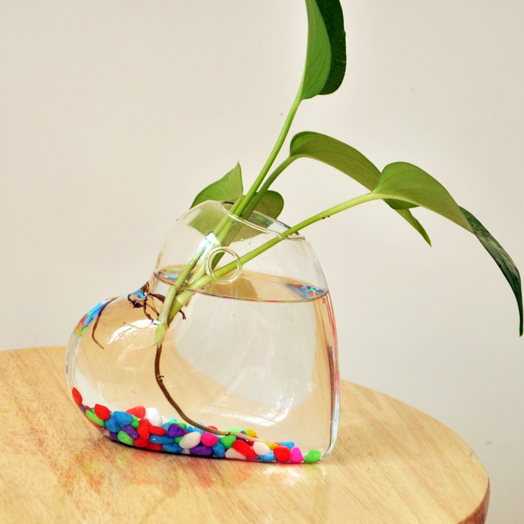 

2 PCS Heart Shaped Wall Hanging Plant Flower Creative Container Vase Home Decoration Terrarium